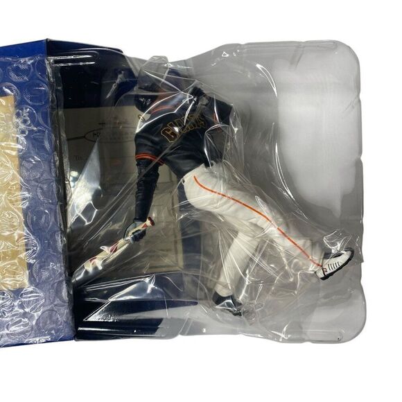 Barry Bonds Hallmark Baseball Ornament 2004 Series - Picture 2 of 3